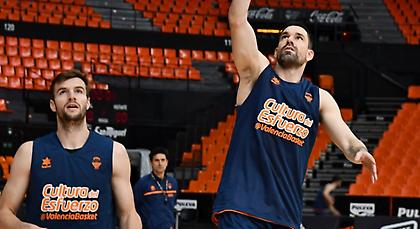 «Μπήκε» ο Μαρτίνεθ στη Βαλένθια ενόψει Ολυμπιακού