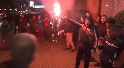 Εντυπωσιακή υποδοχή του Ολυμπιακού στα Χανιά (video)