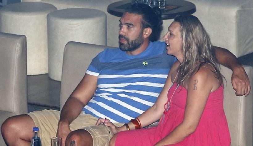 Γέννησε η Φανή Χαλκιά: Η πρώτη φωτογραφία του μωρού