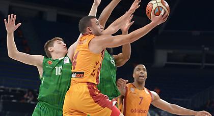 Σαρωτική με κατοστάρα η Γαλατασαράι!