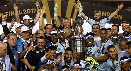 «Σήκωσε» το Κόπα Λιμπερταδόρες μέσα στην Αργεντινή η Γκρέμιο!