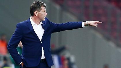 Ο προπονητής που θα «κουβαλάει» την Εθνική για δέκα μήνες!