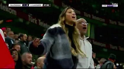 Έξαλλη με Τζαβέλλα η γυναίκα του Μαϊκόν (video)