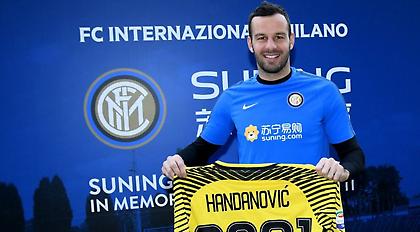 Ανανέωσε με Ίντερ ο Χαντάνοβιτς