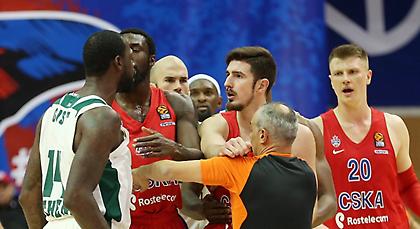 Γκιστ και Ντε Κολό μοιράστηκαν στο βραβείο του MVP!