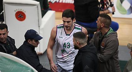 Ιστορική… αποβολή για τον Σουάρεθ στο ΟΑΚΑ! (pic)