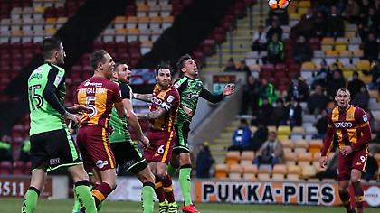 Σκόραραν και δεν πανηγύρισαν λόγω… γέλιου! (video)