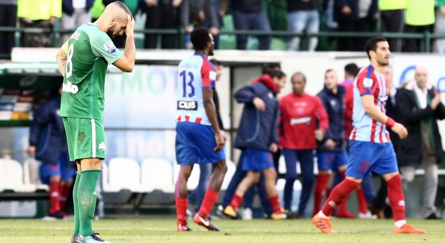 Μολίνς: «Είναι ντροπή μας»!