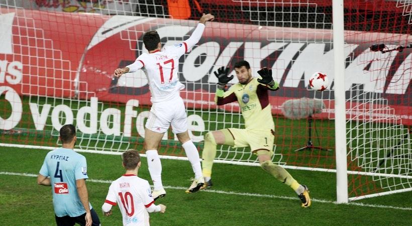 Νικολακόπουλος: «Ο Ολυμπιακός αδικεί τον εαυτό του»