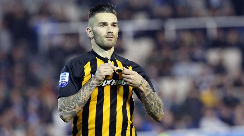 Ποστάρει ασταμάτητα φωτογραφίες ο Λιβάγια (pics)