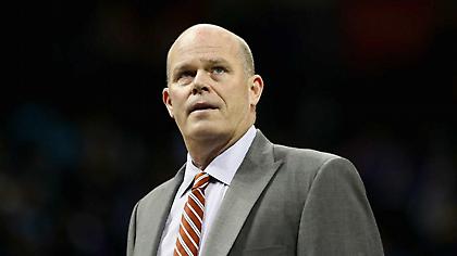 Άδεια για πρόβλημα υγείας ο προπονητής των Χόρνετς