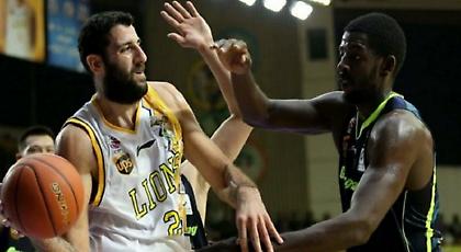 «Οργίασε» πάλι ο Μπουρούσης στην Κίνα και νίκησε τον Ραντούλιτσα