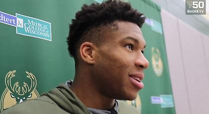 Αντετοκούνμπο: «Νιώθω γέρος… Ελπίζω να έρθει και το πρωτάθλημα»