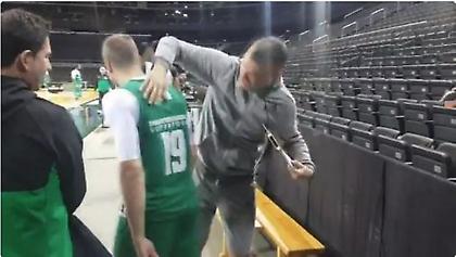 Καταχάρηκε που είδε Καλάθη, Πασκουάλ, Λεκαβίτσιους ο Σάρας (video)