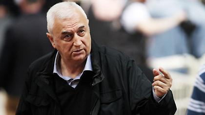 Συνεχίζει με Σάκοτα η ΑΕΚ