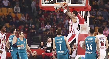 Η… πτήση του Πρίντεζη στην παράταση (video)