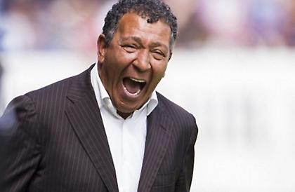 Χενκ τεν Κάτε: Έπαιξε ξύλο με αντιπάλους, τον μισούσαν οι παίκτες, έστειλε συνεργάτη του σε ψυχίατρο