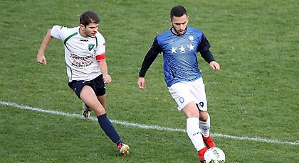 Επίδειξη δύναμης και κορυφή για Ηρακλή