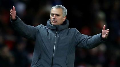 Εταιρία στοιχημάτων σε προκαλεί: «Ποιος έριξε το γάλα στον Μουρίνιο;»