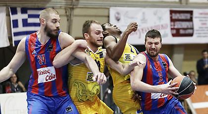 Κακλαμανάκης: «Δεν πετάμε στα σύννεφα»