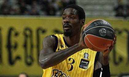 Μεγάλη η… Χάρις του, εκτελεστής των «αιωνίων» (vids)