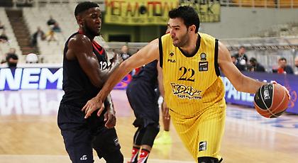 Μαυροειδής στον ΣΠΟΡ FM 94,6: «Κάθε χρόνο ένα βήμα πιο κοντά σε Ολυμπιακό και Παναθηναϊκό»