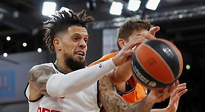 Χάκετ: «Από τις κορυφαίες ομάδες της Ευρώπης ο Ολυμπιακός»