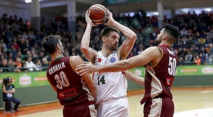 Χαμός στον όμιλο της ΑΕΚ, διέλυσε τη Βενέτσια η Μπάνβιτ