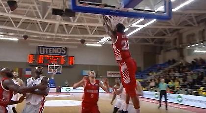 Απίθανο ανάποδο alley oop από Μονακό (video)