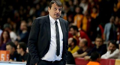 Τελειώνει από την Εφές ο Περάσοβιτς, αναλαμβάνει ο Αταμάν!