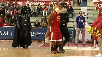 Άρωμα… Star Wars στη ACB (video)