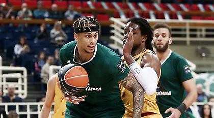 Νέο λουκ με κοτσιδάκια ο Ζακ Όγκαστ (pics)