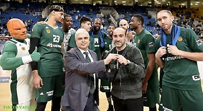 Στήριξε τους πληγέντες της Μάνδρας η ΚΑΕ Παναθηναϊκός και έδωσε δώρα στους φιλάθλους της