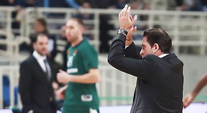 Πασκουάλ: «Με αποφασιστικότητα και χαρακτήρα και με τη Μακάμπι. Θα δούμε για τον Καλάθη»