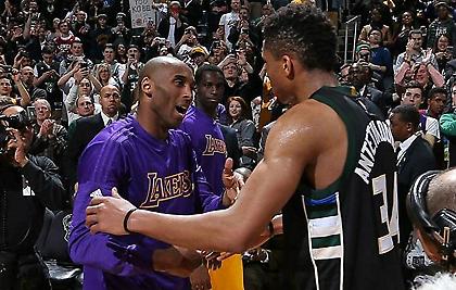 Ο Κόμπι «στάζει μέλι» για τον Γιάννη: «Λατρεύω να τον βλέπω να παίζει»