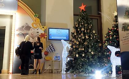 Αυτά τα Χριστούγεννα τo Regency Casino Mont Parnes στολίζει το «Δέντρο της Ελπίδας»