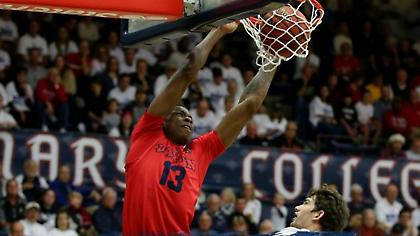 Θετικός, αλλά ηττημένος ο Κώστας Αντετοκούνμπο