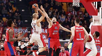 Ολυμπιακός με… καρύδια «δάγκωσε» την αρκούδα!