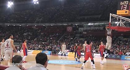 Οι πτήσεις των ΜακΛίν και Παπαπέτρου από το… παρκέ (video)