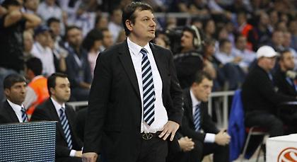 Αταμάν: «Πανέξυπνος στην επίθεση ο Ολυμπιακός με Σπανούλη»