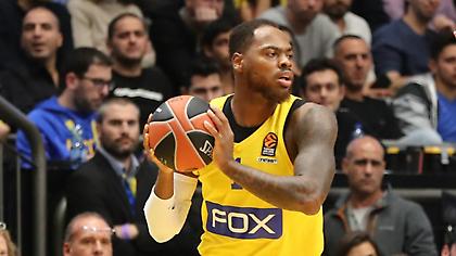 Πλήγμα με Τόμας στη Μακάμπι