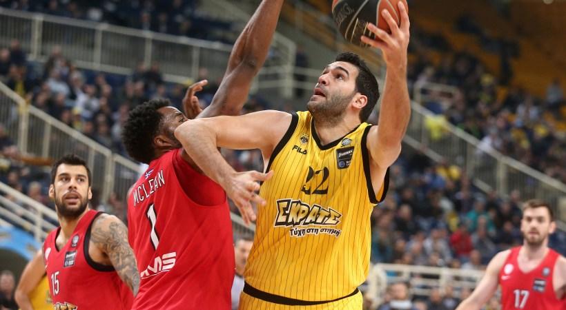 Μαυροειδής στον ΣΠΟΡ FM: «Μόνο έτσι μπορεί να πλησιάσει η ΑΕΚ τους Παναθηναϊκό-Ολυμπιακό»