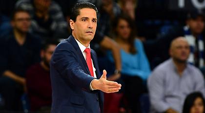 Η ομιλία Σφαιρόπουλου και το χριστουγεννιάτικο… δώρο (video)