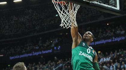 Νίκη πριν τον Ολυμπιακό ο Σάρας