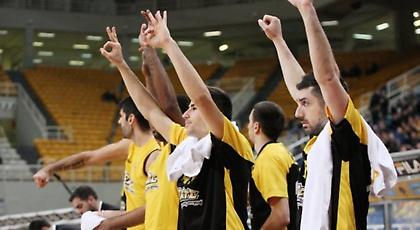 Εκτός οι διεθνείς, μπήκε ο Ξανθόπουλος στην ΑΕΚ