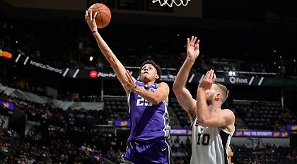 Νέα ήττα για Κινγκς, στα «ρηχά» ο Κουφός