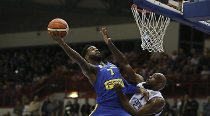 «Αέρα» στους 8 του Κυπέλλου η Μακάμπι