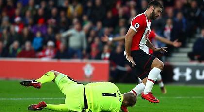 «Καμπάνα» στον Όστιν για το βρώμικο χτύπημα (video)