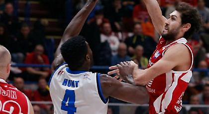 Αρμάνι με μεγάλη… καρδιά!