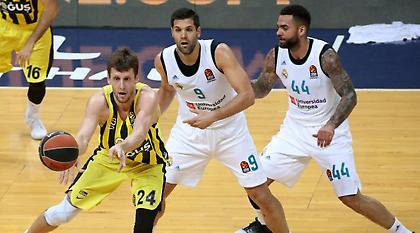 «Σκότωσε» τη Φενέρ στην Πόλη η Ρεάλ!